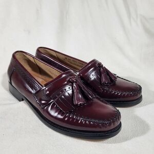 Weejuns G.H. Bass & Co. Stylish Burgundy Tassel Loafers for Mens Size 8.5